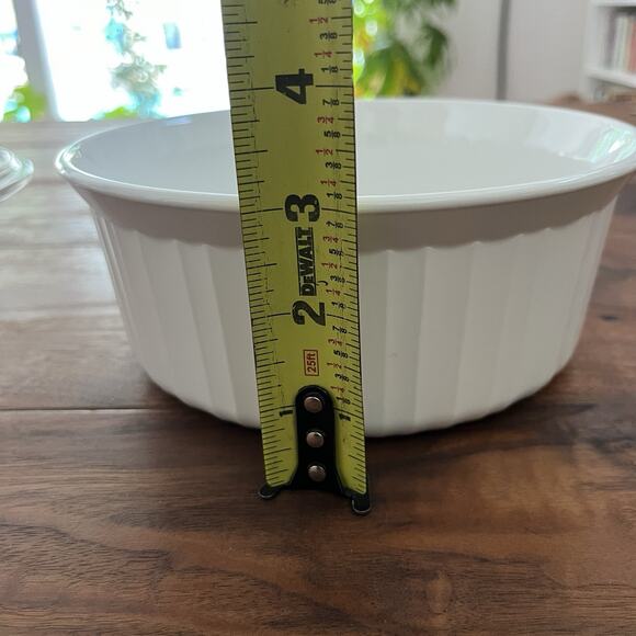 Corning Ware French White F-5-B 1.6 Liter Round Casserole Dish w/Glass Lid - Picture 9 of 9